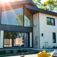 Termomodernizacja domu od podstaw: jak zaplanować prace, uniknąć błędów i kontrolować koszty inwestycji